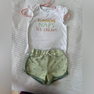 Sunshine, naps and ice cream set
